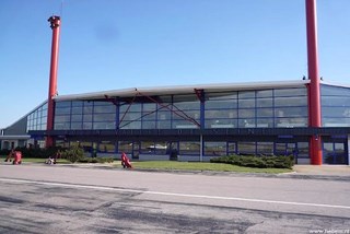 leiebil Rouen Boos Lufthavn
